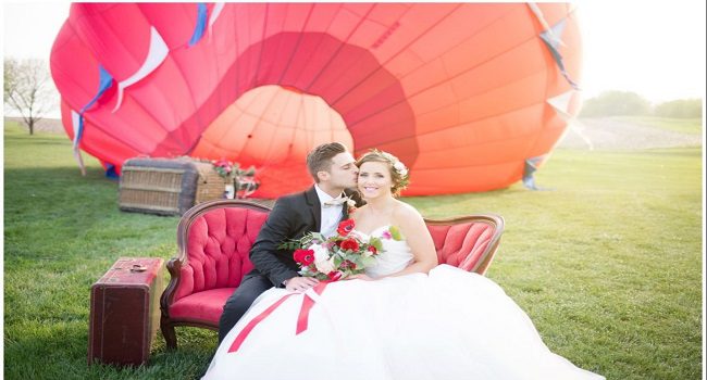 hot air balloon entry idea of bride and groom